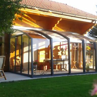 Abri de terrasse angulaire coulissant I abri véranda à pans droits mobile I Modèle TOPAZ JURALU
